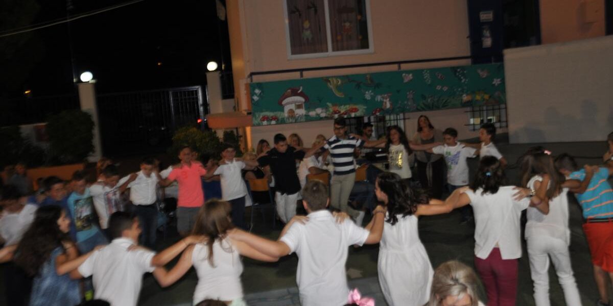 ΤΕΛΕΤΗ ΑΠΟΦΟΙΤΗΣΗΣ ΜΑΘΗΤΩΝ ΣΤ΄ ΔΗΜΟΤΙΚΟΥ - φωτογραφία 2