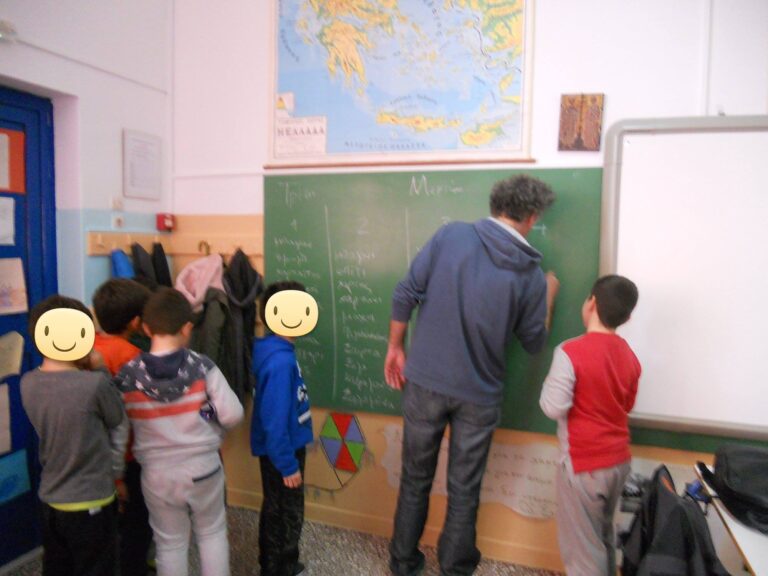 Ο συγγραφέας κ. Φίλιππος Μανδηλαράς στο Σχολείο μας 1