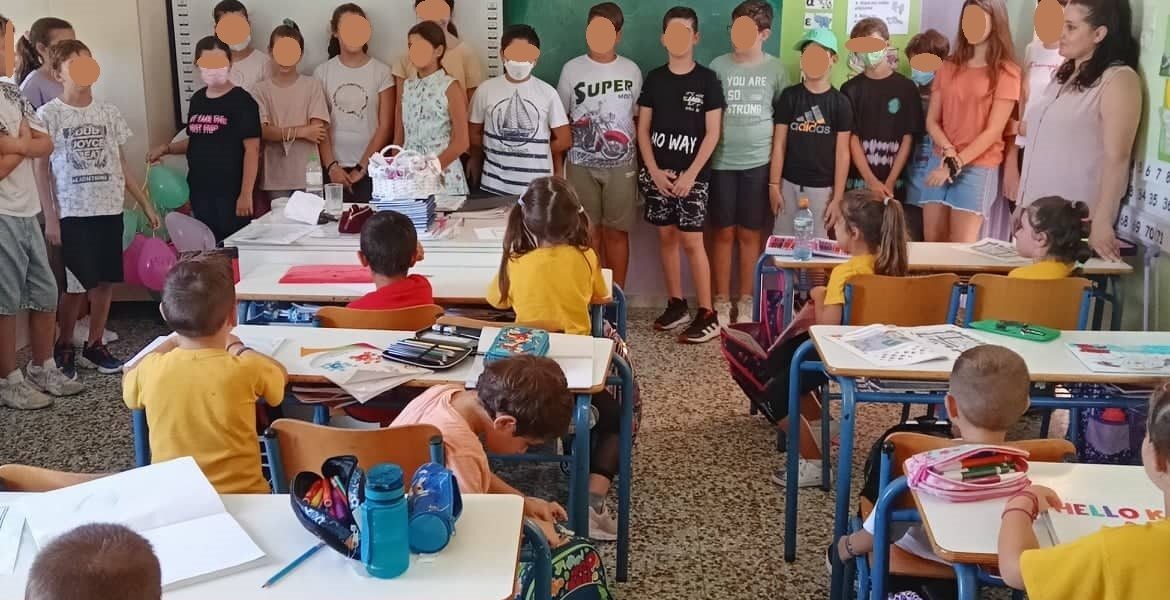 Τα παιδιά της ΣΤʹ τάξης υποδέχονται τα παιδιά της Αʹ τάξης!!!
